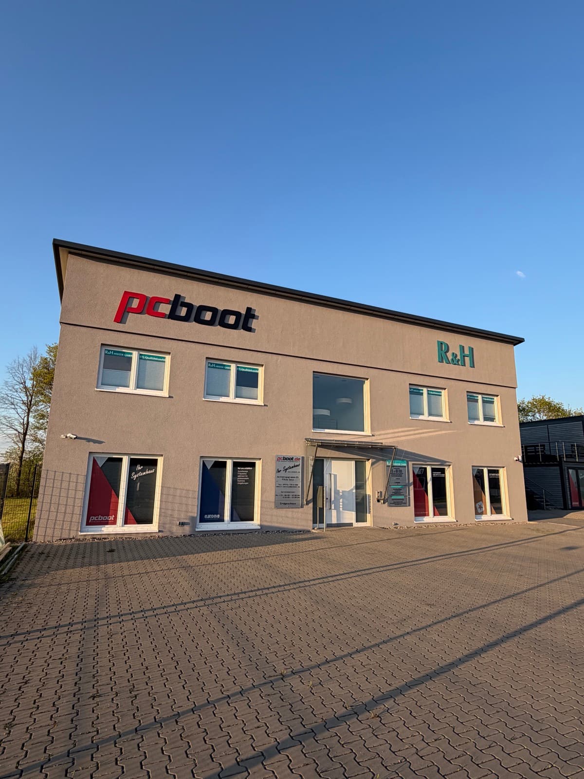 DMD Studio Gebäude – Außenansicht